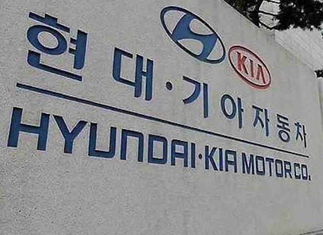 起亚即将发布旗舰车型K8 车长超5米 搭载V6发动机”